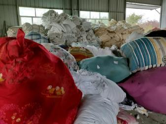 遂宁神采奕奕旧衣再生资源回收站 让旧衣“重生”，为城市添彩